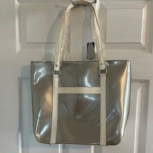 Beijo Patent Tote in Light Gray with Cream Trim